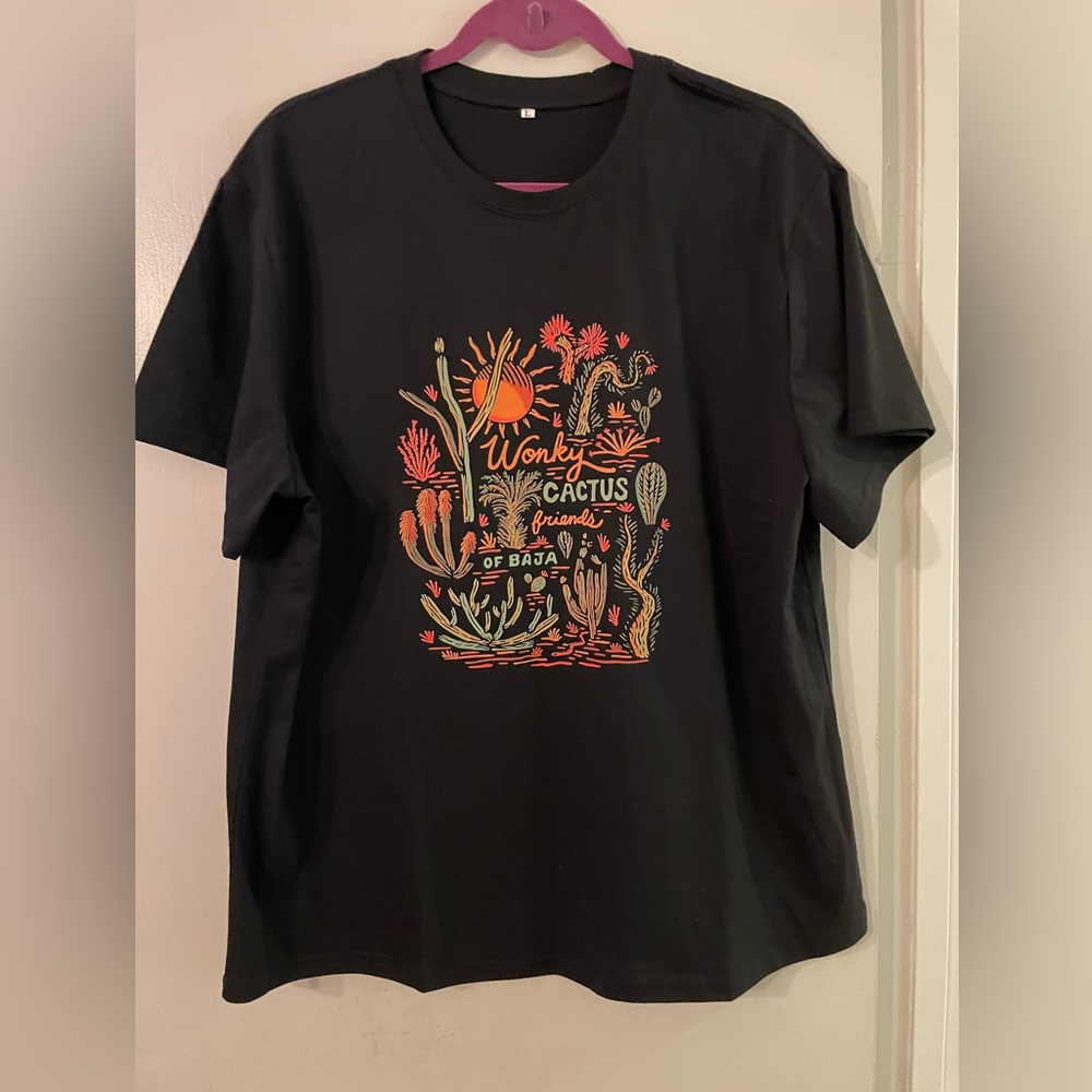 NWOT WONKY CACTUS OF BAJA BLACK TSHIRT SZ L